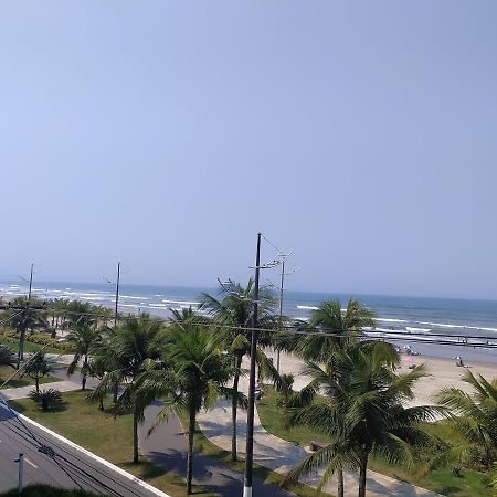 Apto. (pé na areia) com Churrasqueira na sacada Praia Grande (Santos) Exterior foto