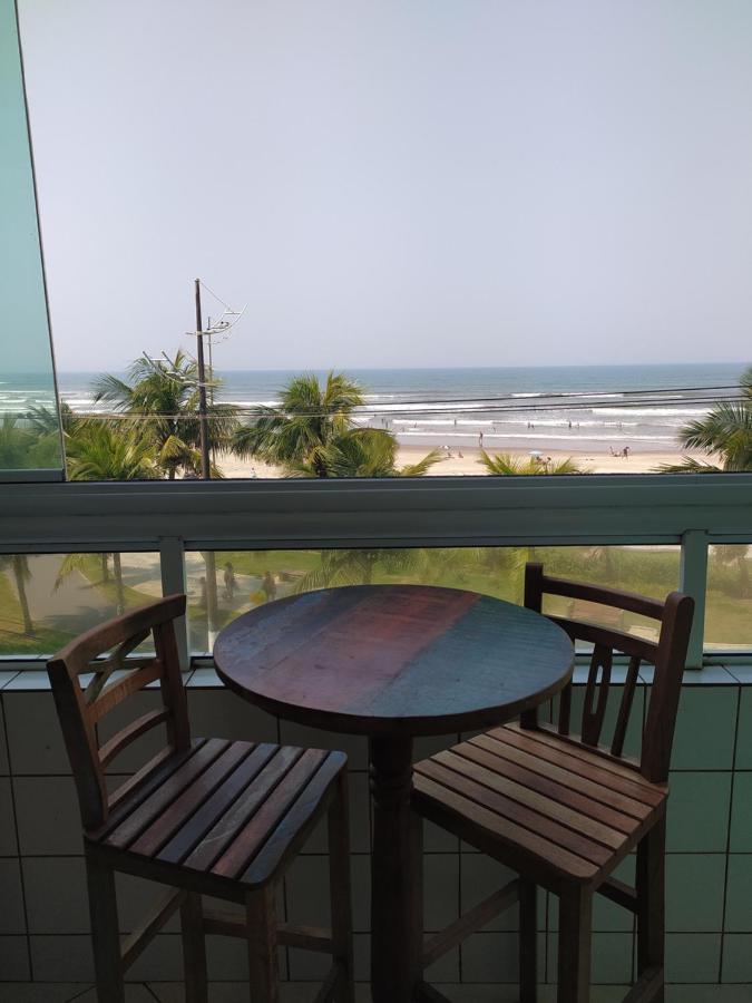 Apto. (pé na areia) com Churrasqueira na sacada Praia Grande (Santos) Exterior foto