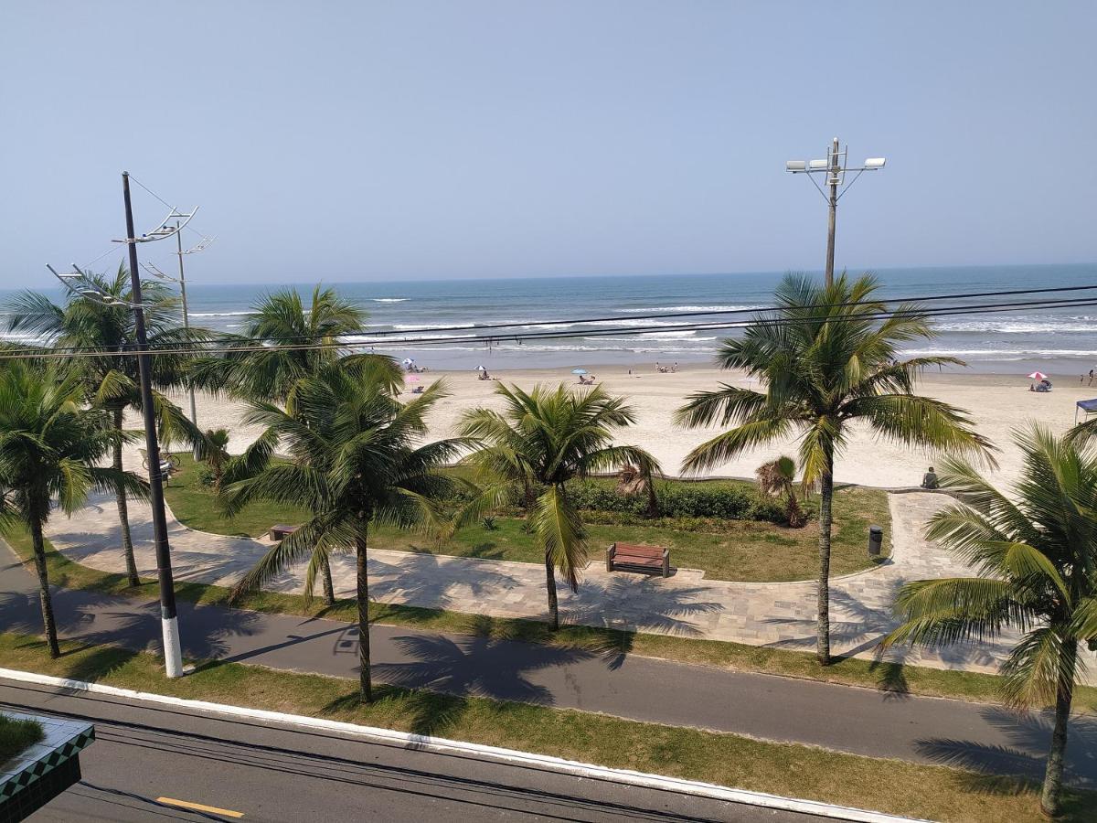 Apto. (pé na areia) com Churrasqueira na sacada Praia Grande (Santos) Exterior foto